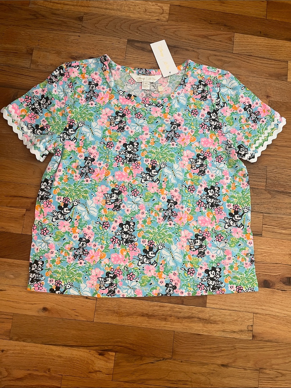 Lilly Pulitzer, Disney Claremont tee